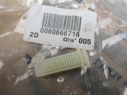 60666716 Montage plug