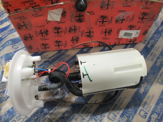 60667035 Brandstofpomp 2.4 JTD