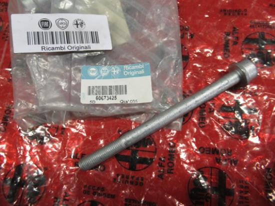 60673425 Bout M10 x 130mm