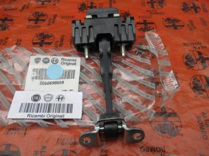 60690659 Deurvanger voorzijde