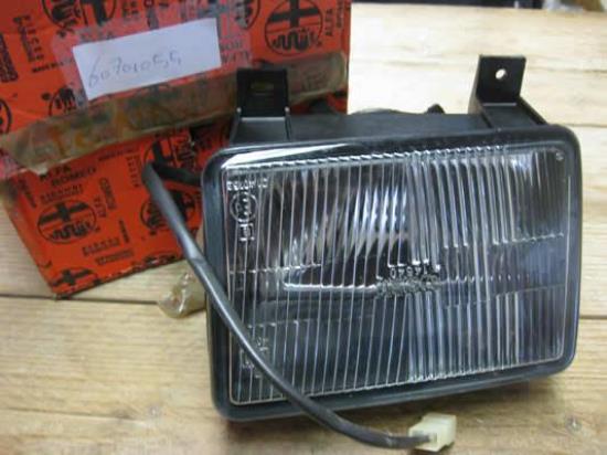 60701055 Mistlamp Alfa Romeo 90 Rechts Merk: Siem