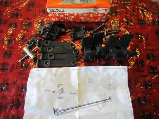 60708583 Ski support dakdrager Alfa Romeo