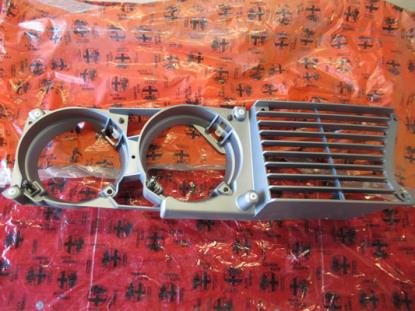 60735066 Grill luchtgeleider Alfa Romeo Alfetta ronde koplampen links