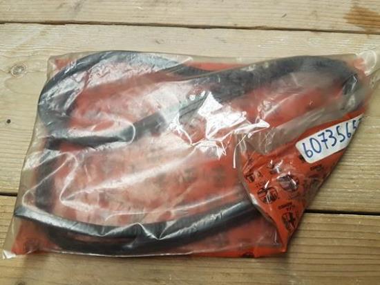 60735652 Rubber profielrubber motorkap Giulietta Alfa Romeo 116 80