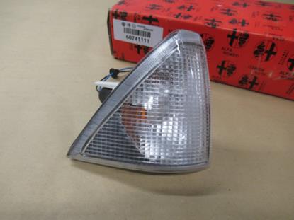 60741111 Wit knipperlichtglas rechtsvoor