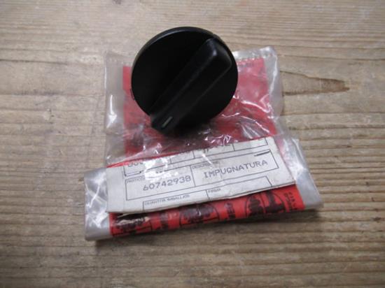 60742938 Knop kachelbediening