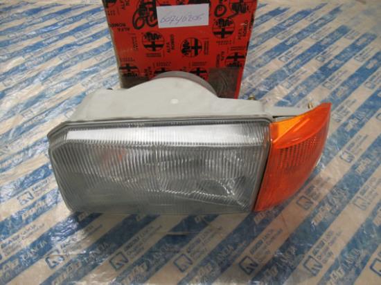 60746205 Koplamp links