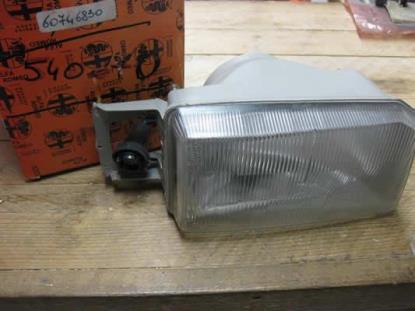 60746830 Koplamp rechts