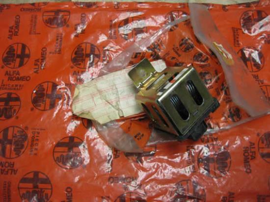 60747634 Weerstand airconditioning