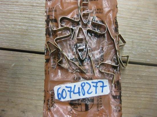 60748277 Veer revisie remklauw Alfa Romeo Alfasud ate