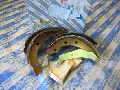 60750472 Remschoen set