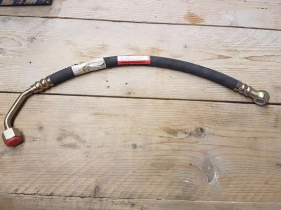 60754993 Oliekoelerleiding