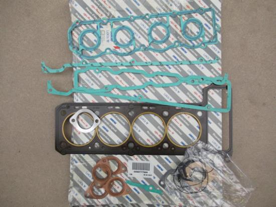 60777999 Koppakkingset Alfa Romeo Alfa Romeo 164 2.0 TS