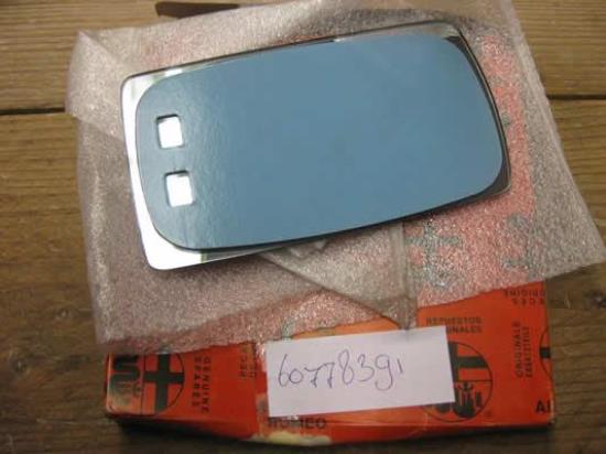 60778391 Glas buitenspiegel links