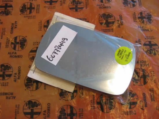 60778449 Spiegelglas linkerzijde