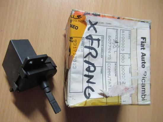 60779475 Schakelaar kachelbediening Alfa Romeo 145 146 Fiat Marea Multipla