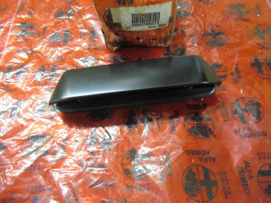 60780073 Deurgeep buitenzijde links achter