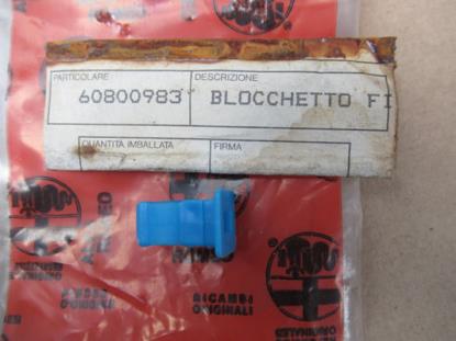 60800983 Clip t.b.v. Bevestiging bumper deel Alfa Romeo 164