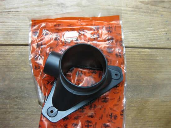 60801779 Vulstuk luchtfilterhuis