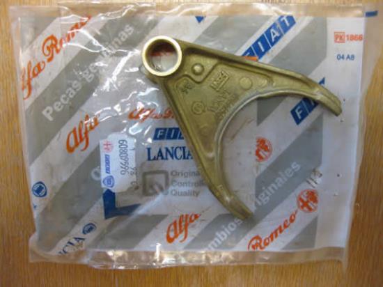 60809596 Schakelvork