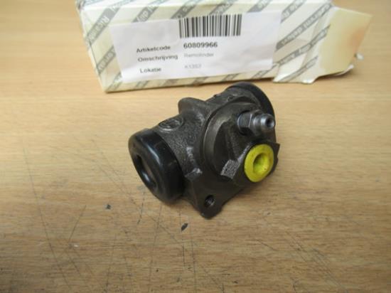 60809966 Remcilinder