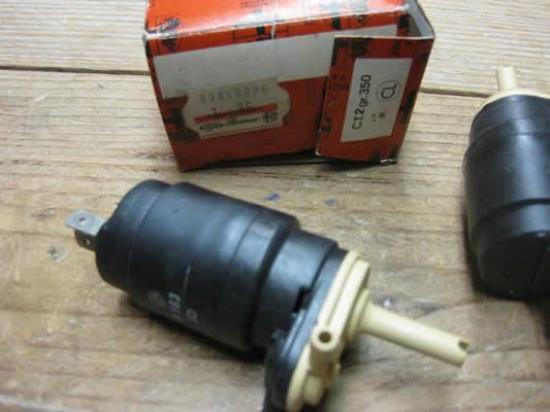 60810096 Ruitensproeiervloeistof pomp