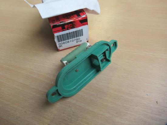 60810790 Kachelweerstand