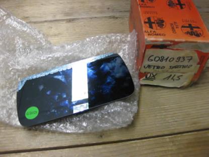 60810937 Spiegelglas rechterzijde