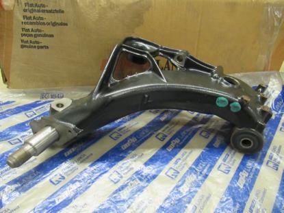 60815432 Draagarm achtervering linkerzijde