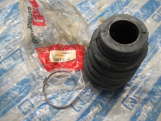 7084236 Hoes aandrijfas