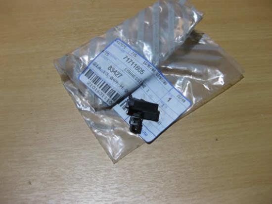 71711605 Stekker ventilator