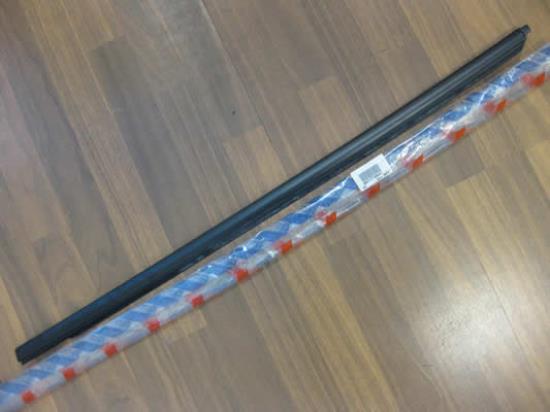 71718647 Raamlijst voordeur links