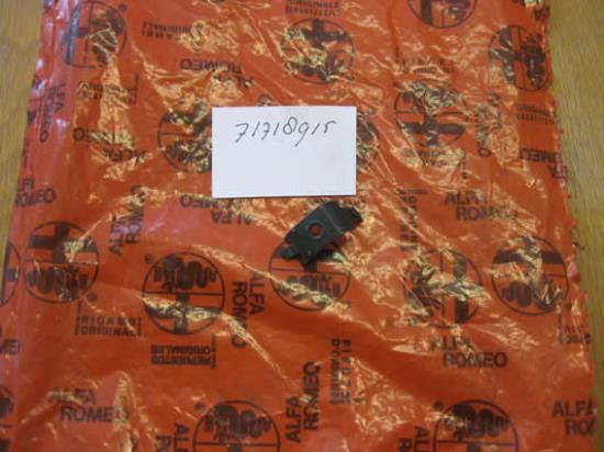 71718915 Veer middenconsole Fiat Stilo