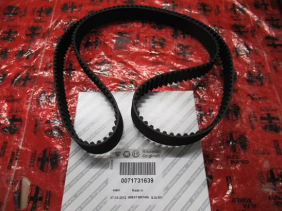 71731639 Distributieriem