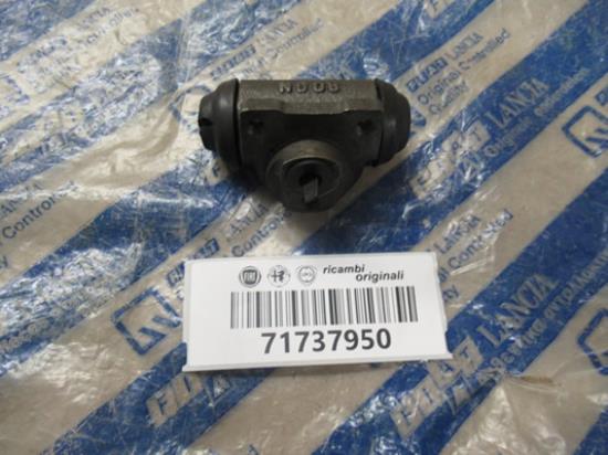 71737950 Remclinder achterzijde