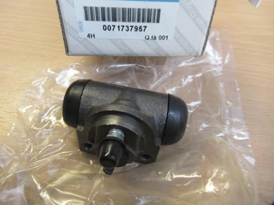 71737957 Remcilinder