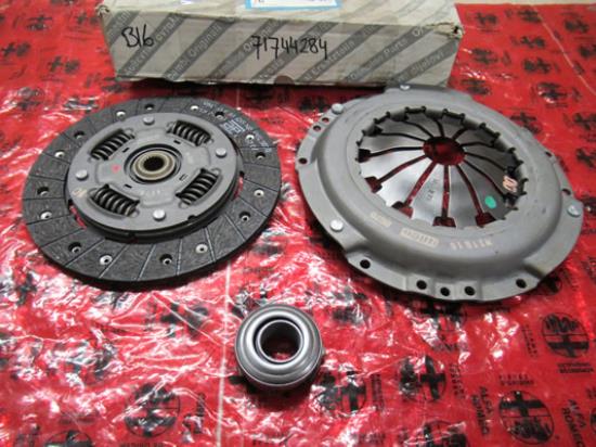 71744284 Koppelingset 1.7 TDS