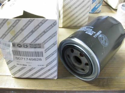 71749828 Oliefilter opschroef dm 96 mm hoogte 144 mm M22x1.5