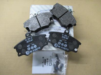 71752994 Remblokset voorzijde