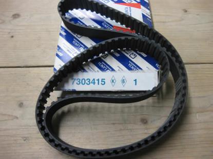 7303415 Distributieriem