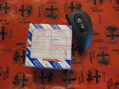 735256632 Schakelaar raambediening rechts