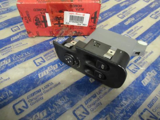 735292782 Raambedienings schakelaar bestuurdeskant