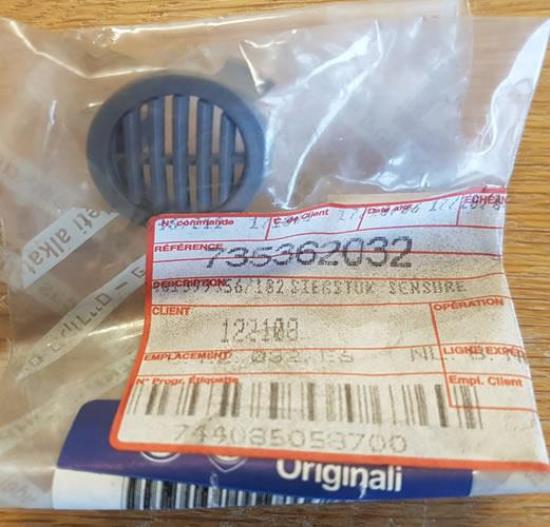 735362032 Sierstuk Fiat Panda