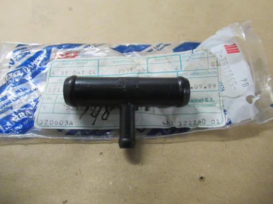 7537065 Koppeling aansluiting