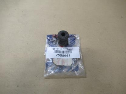 7558961 Voorvering bus