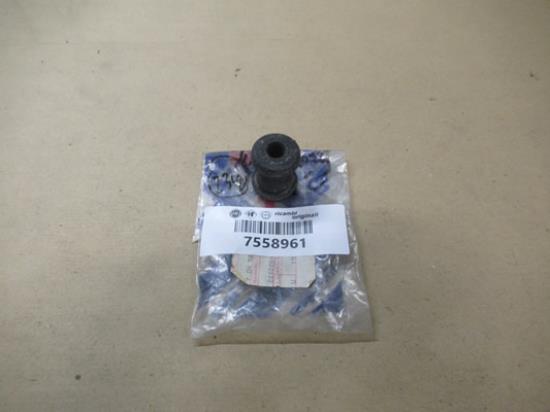 7558961 Voorvering bus