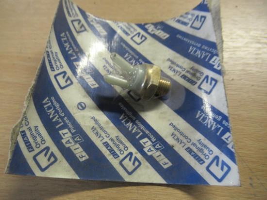 7574407 Klep thermisch waterpomp