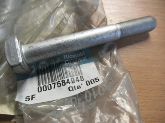 7584948 Bout M12x85