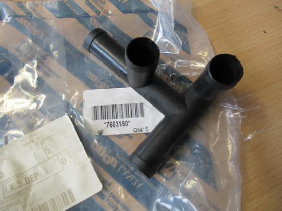 7603190 Aansluiting koelsysteem