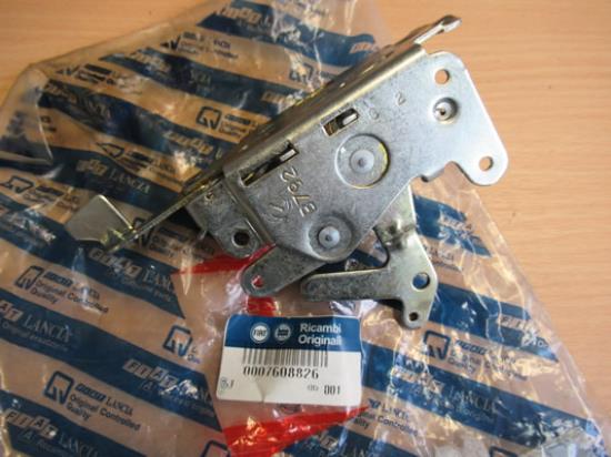 7608826 Deurslot rechts